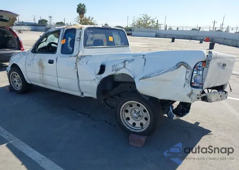2003 Toyota Tacoma z USA, uszkodzony, nr VIN 5TEVL52N33Z251697
